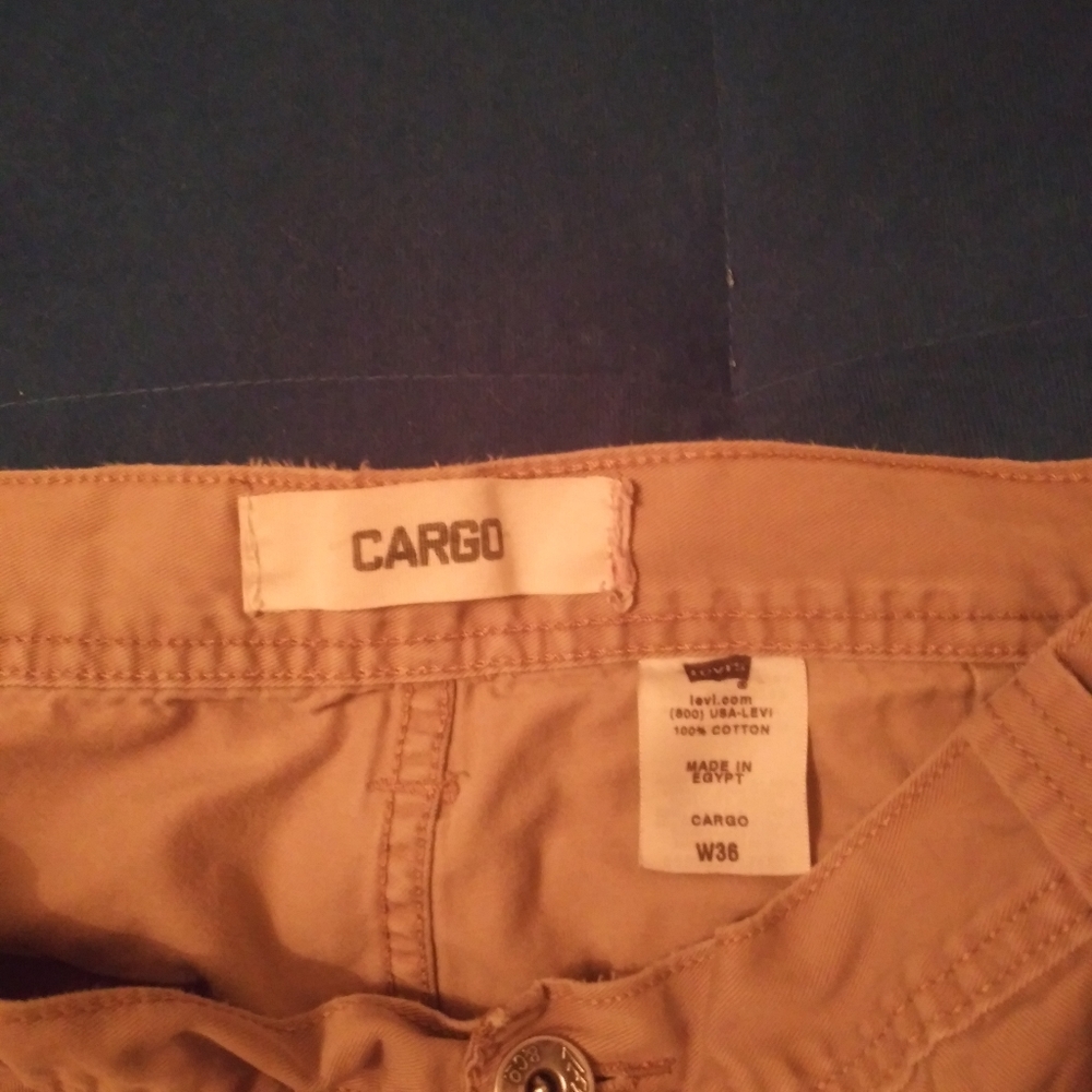 Cargo Shorts - Picture 2 of 3